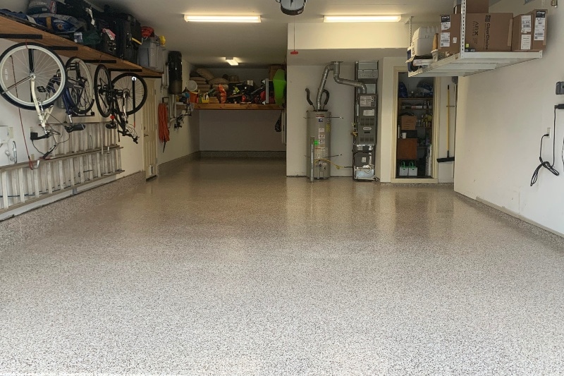 Flake Saddle Tan Garage Floor